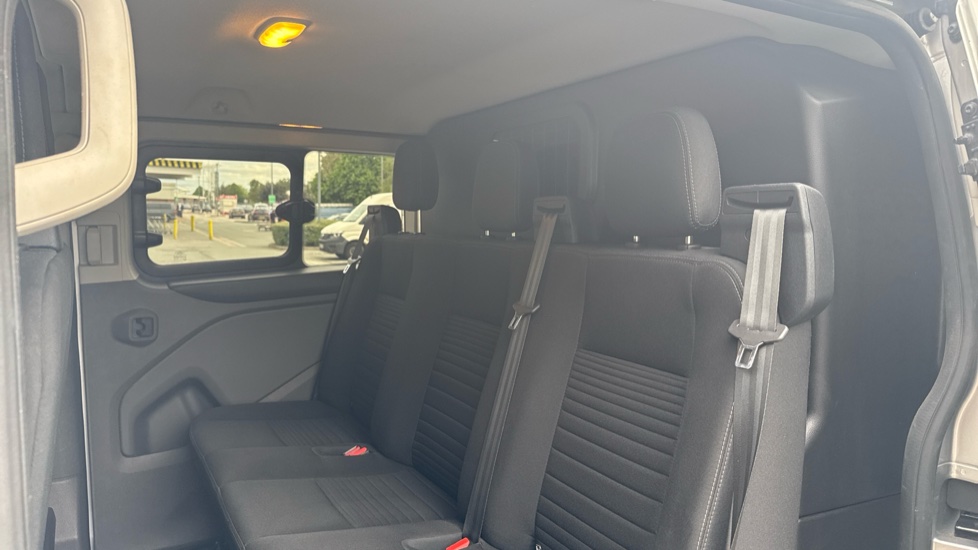 Ford Transit Custom 320 L2 Diesel Fwd 2.0 EcoBlue 170ps Low Roof D/Cab Limited Van Auto - Image 17