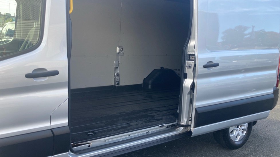 Ford Transit 350 L3 Diesel Fwd 2.0 EcoBlue 165ps H2 Limited Van Auto [Nav] - Image 5