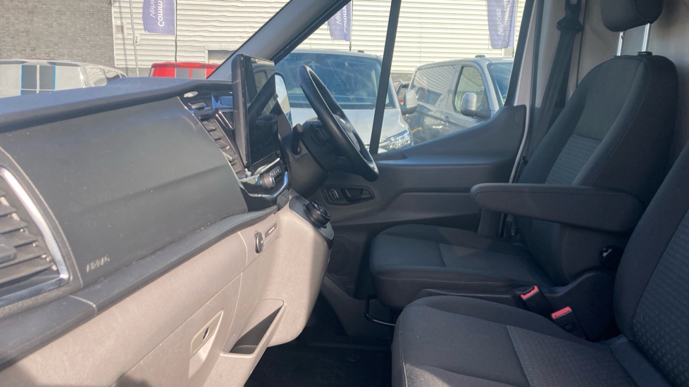Ford Transit 350 L3 Diesel Fwd 2.0 EcoBlue 165ps H2 Limited Van Auto [Nav] - Image 13