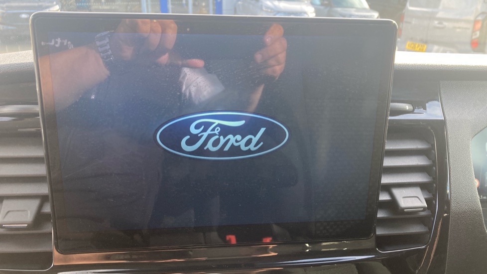 Ford Transit 350 L3 Diesel Fwd 2.0 EcoBlue 165ps H2 Limited Van Auto [Nav] - Image 15
