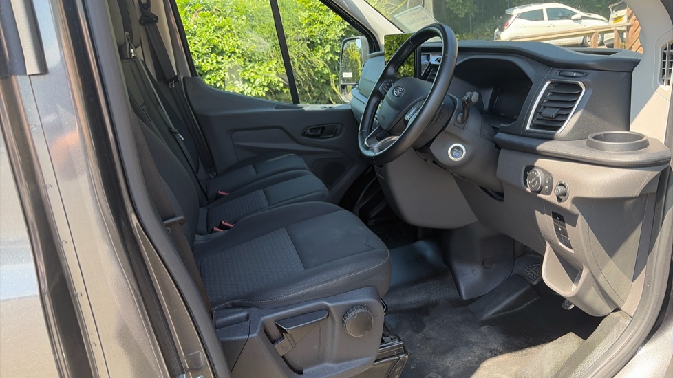 Ford Transit 350 L3 Diesel Fwd 2.0 EcoBlue 165ps H2 Limited Van Auto [Nav] - Image 6