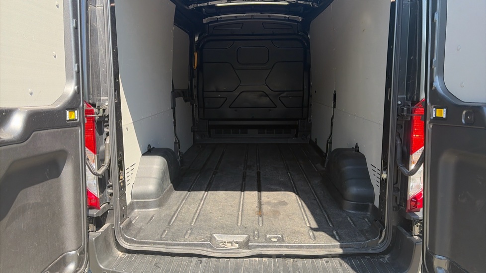 Ford Transit 350 L3 Diesel Fwd 2.0 EcoBlue 165ps H2 Limited Van Auto [Nav] - Image 12