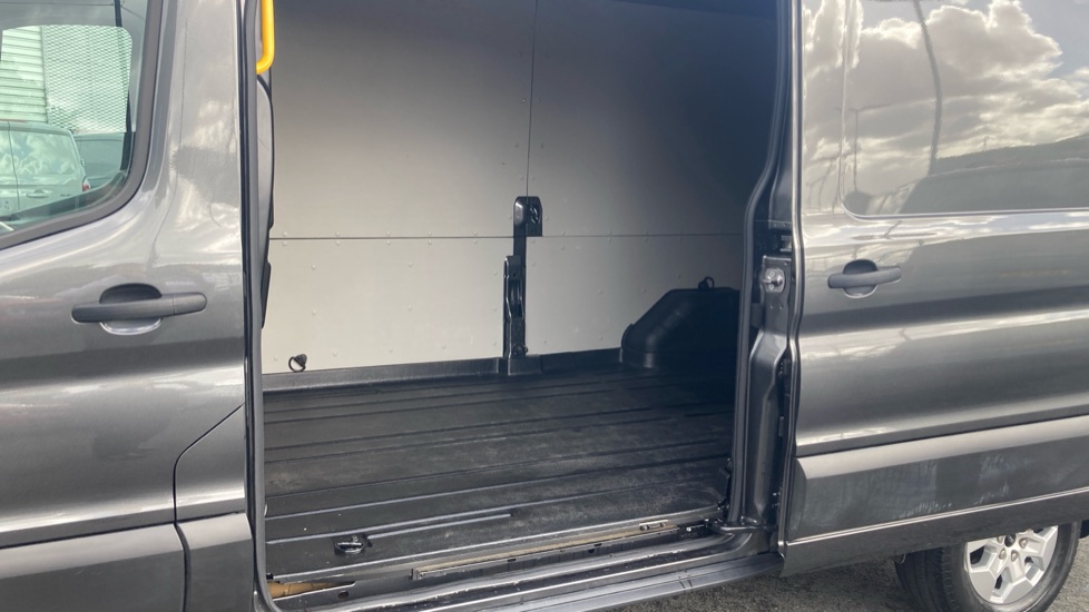 Ford Transit 350 L3 Diesel Fwd 2.0 EcoBlue 165ps H2 Limited Van Auto [Nav] - Image 5
