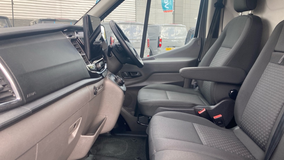 Ford Transit 350 L3 Diesel Fwd 2.0 EcoBlue 165ps H2 Limited Van Auto [Nav] - Image 13