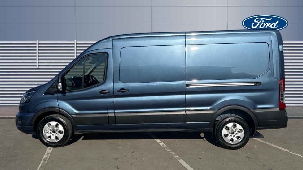 Ford Transit 350 L3 Diesel Fwd 2.0 EcoBlue 165ps H2 Limited Van Auto [Nav] - Image 3