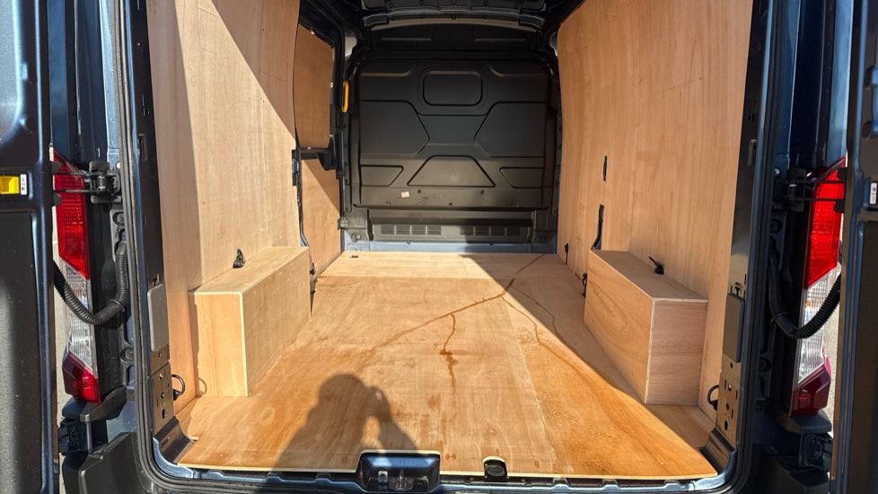 Ford Transit 350 L3 Diesel Fwd 2.0 EcoBlue 165ps H2 Limited Van Auto [Nav] - Image 24