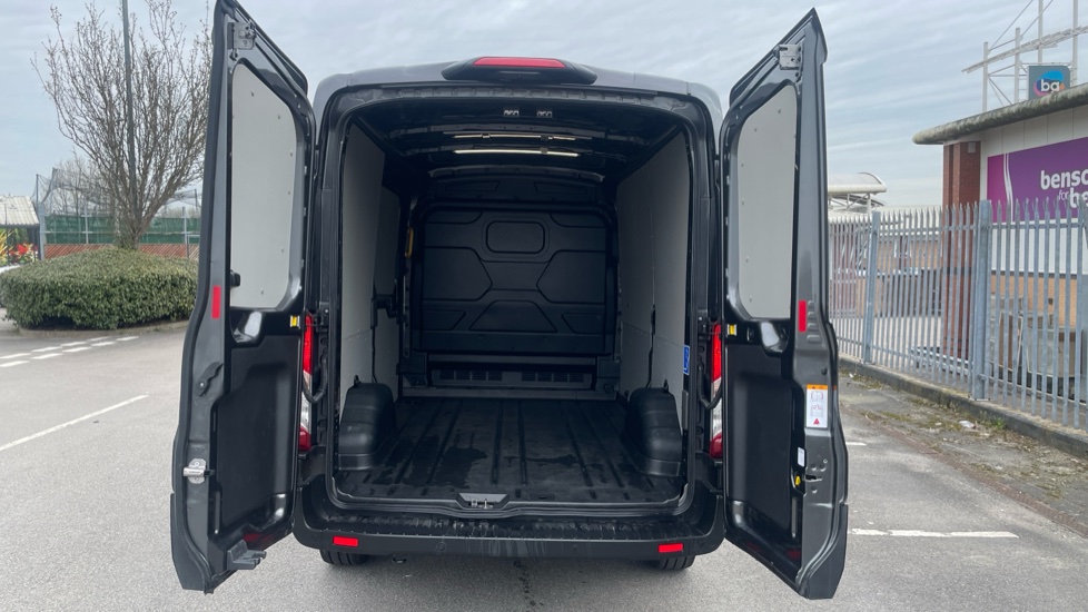 Ford Transit 350 L2 Diesel Fwd 2.0 EcoBlue 130ps H2 Limited Van Auto [8S] [Nav] - Image 23