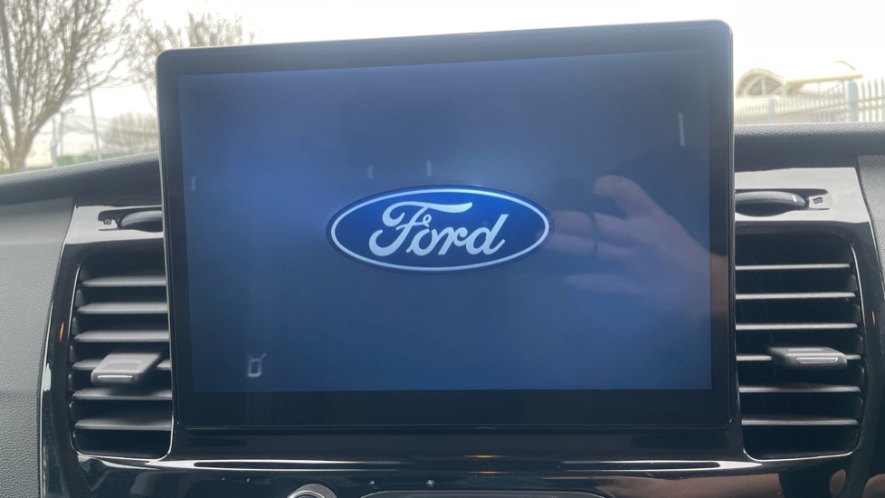 Ford Transit 350 L2 Diesel Fwd 2.0 EcoBlue 130ps H2 Limited Van Auto [8S] [Nav] - Image 9