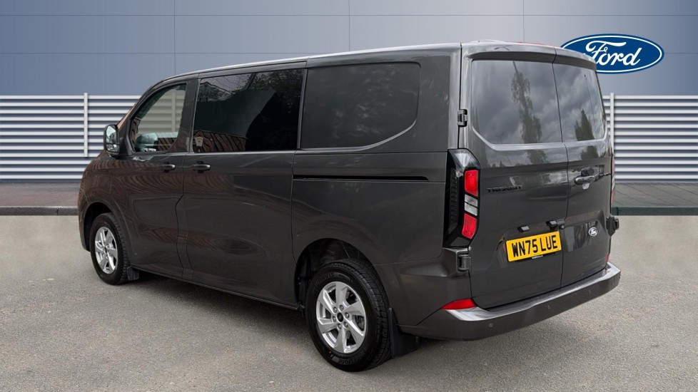 Ford Transit Custom 320 L1 Diesel Fwd 2.0 EcoBlue 136ps H1 Double Cab Van Limited Auto - Image 2