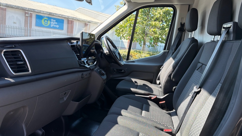 Ford Transit 350 L3 Diesel Fwd 2.0 EcoBlue 165ps H2 Limited Van Auto [Nav] - Image 15