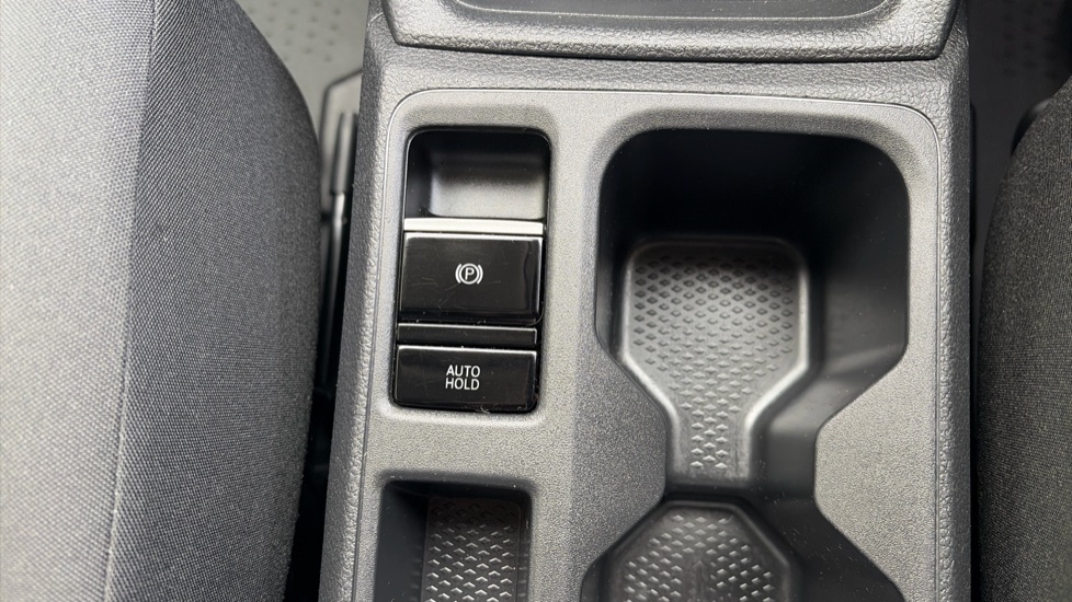 Ford Transit Connect 240 L2 Diesel 2.0 EcoBlue 122ps Trend Van Auto - Image 19