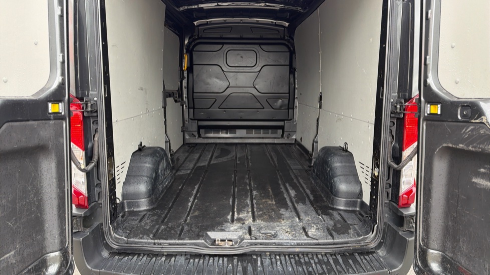Ford Transit 350 L3 Diesel Fwd 2.0 EcoBlue 165ps H2 Limited Van Auto [Nav] - Image 29