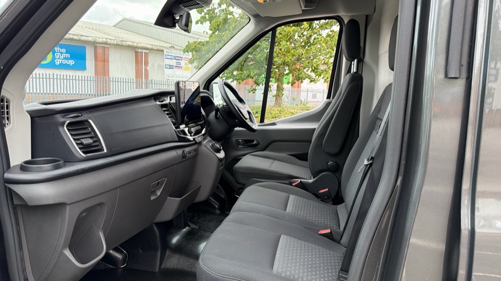 Ford Transit 350 L3 Diesel Fwd 2.0 EcoBlue 165ps H2 Limited Van Auto [Nav] - Image 19