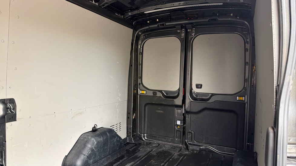 Ford Transit 350 L3 Diesel Fwd 2.0 EcoBlue 165ps H2 Limited Van Auto [Nav] - Image 22