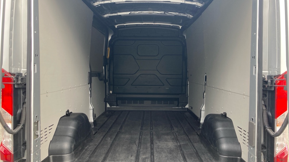Ford Transit 350 L3 Diesel Fwd 2.0 EcoBlue 165ps H2 Limited Van Auto [Nav] - Image 12