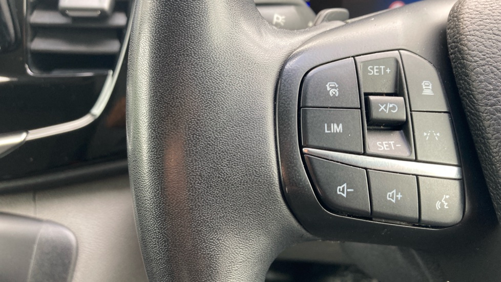 Ford Transit 350 L3 Diesel Fwd 2.0 EcoBlue 165ps H2 Limited Van Auto [Nav] - Image 24