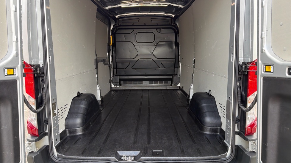 Ford Transit 350 L3 Diesel Fwd 2.0 EcoBlue 165ps H2 Limited Van Auto [Nav] - Image 25