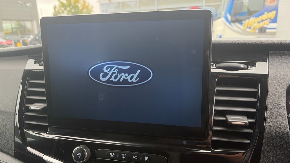 Ford Transit 350 L3 Diesel Fwd 2.0 EcoBlue 165ps H2 Limited Van Auto [Nav] - Image 10