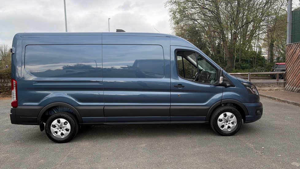 Ford Transit 350 L3 Diesel Fwd 2.0 EcoBlue 165ps H2 Limited Van [Nav] - Image 9