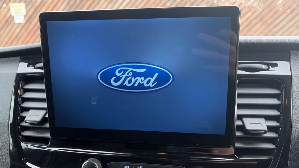 Ford Transit 350 L3 Diesel Fwd 2.0 EcoBlue 165ps H2 Limited Van [Nav] - Image 15