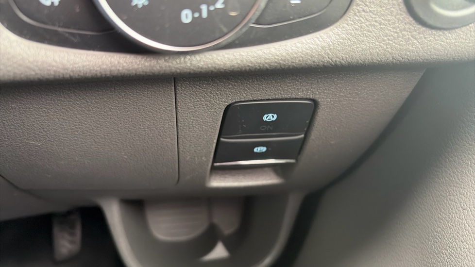 Ford Transit 350 L3 Diesel Fwd 2.0 EcoBlue 165ps H2 Limited Van [Nav] - Image 23