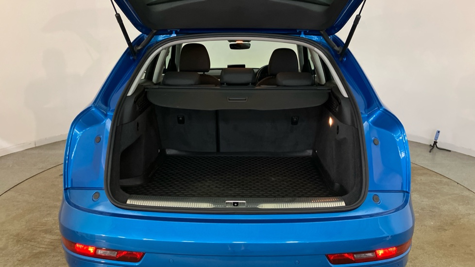 Audi Q3 1.4T FSI Sport 5dr Petrol Estate - Image 4