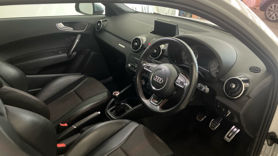 Audi A1 S1 TFSI Quattro Nav 5dr Petrol Hatchback - Image 11