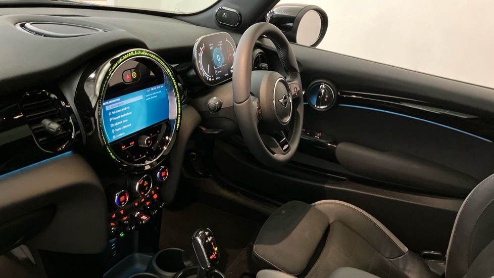 MINI Hatchback 2.0 Cooper S Sport Premium 3dr Auto Petrol Hatchback - Image 2