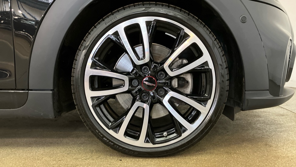 MINI Hatchback 2.0 Cooper S Sport Premium 3dr Auto Petrol Hatchback - Image 5