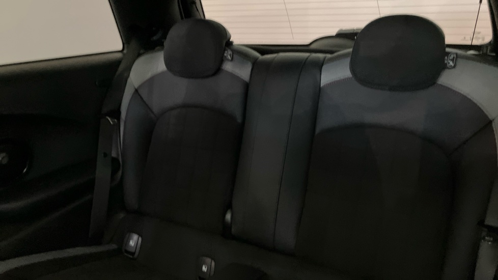 MINI Hatchback 2.0 Cooper S Sport Premium 3dr Auto Petrol Hatchback - Image 16