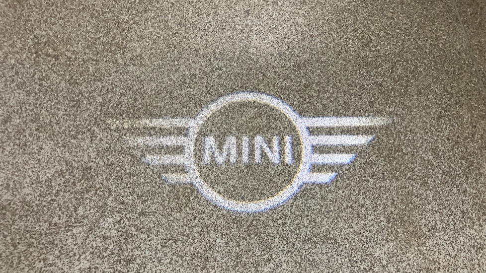 MINI Hatchback 2.0 Cooper S Sport Premium 3dr Auto Petrol Hatchback - Image 37