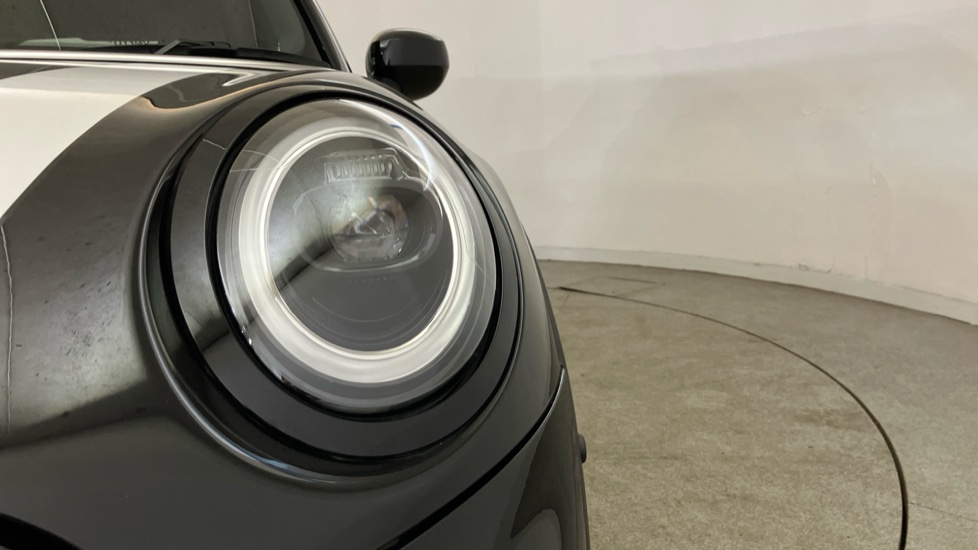 MINI Hatchback 2.0 Cooper S Sport Premium 3dr Auto Petrol Hatchback - Image 42