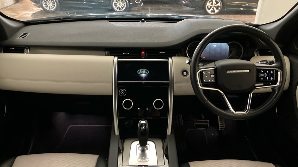 Land Rover Discovery Sport 2.0 D200 Urban Edition 5dr Auto [5 Seat] Diesel Station Wagon - Image 9