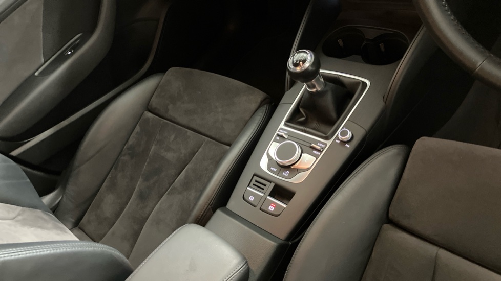 Audi A3 35 TFSI Sport 5dr Petrol Hatchback - Image 14