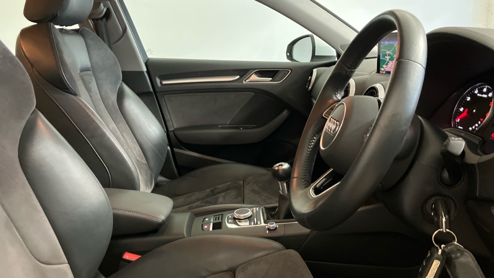 Audi A3 35 TFSI Sport 5dr Petrol Hatchback - Image 15
