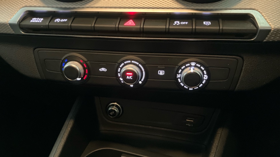 Audi Q2 35 TFSI Sport 5dr Petrol Estate - Image 13
