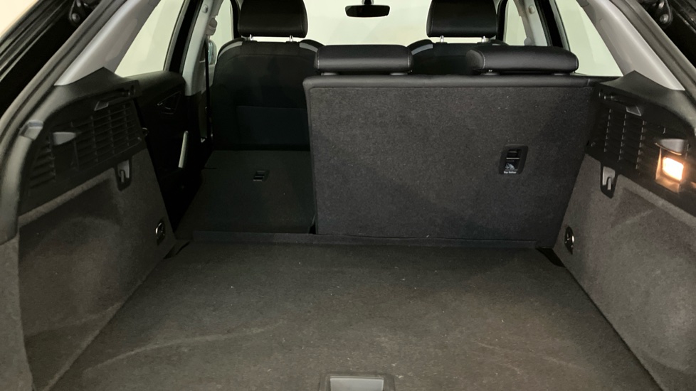Audi Q2 35 TFSI Sport 5dr Petrol Estate - Image 42