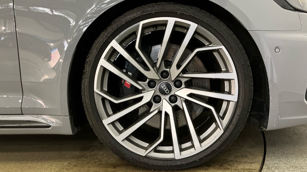 Audi RS4 RS 4 TFSI Quattro Vorsprung 5dr Tiptronic Petrol Estate - Image 5