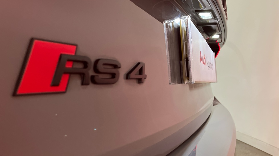Audi RS4 RS 4 TFSI Quattro Vorsprung 5dr Tiptronic Petrol Estate - Image 38