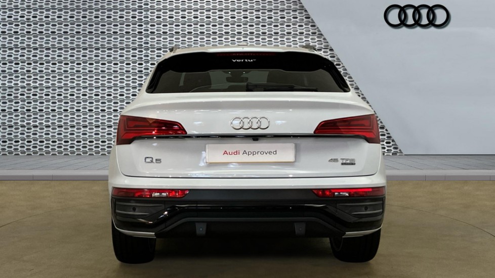 Audi Q5 45 TFSI Quattro Edition 1 5dr S Tronic Petrol Estate - Image 8