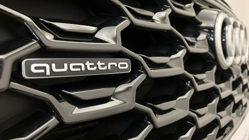 Audi Q5 45 TFSI Quattro Edition 1 5dr S Tronic Petrol Estate - Image 42