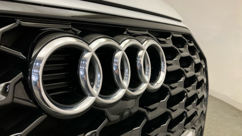 Audi Q5 45 TFSI Quattro Edition 1 5dr S Tronic Petrol Estate - Image 43