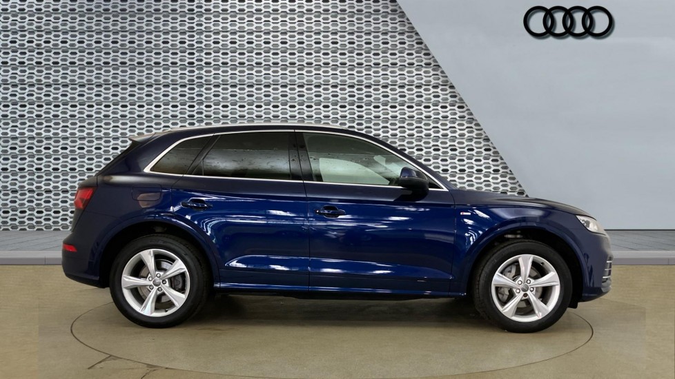 Audi Q5 40 TDI Quattro S Line 5dr S Tronic Diesel Estate - Image 4