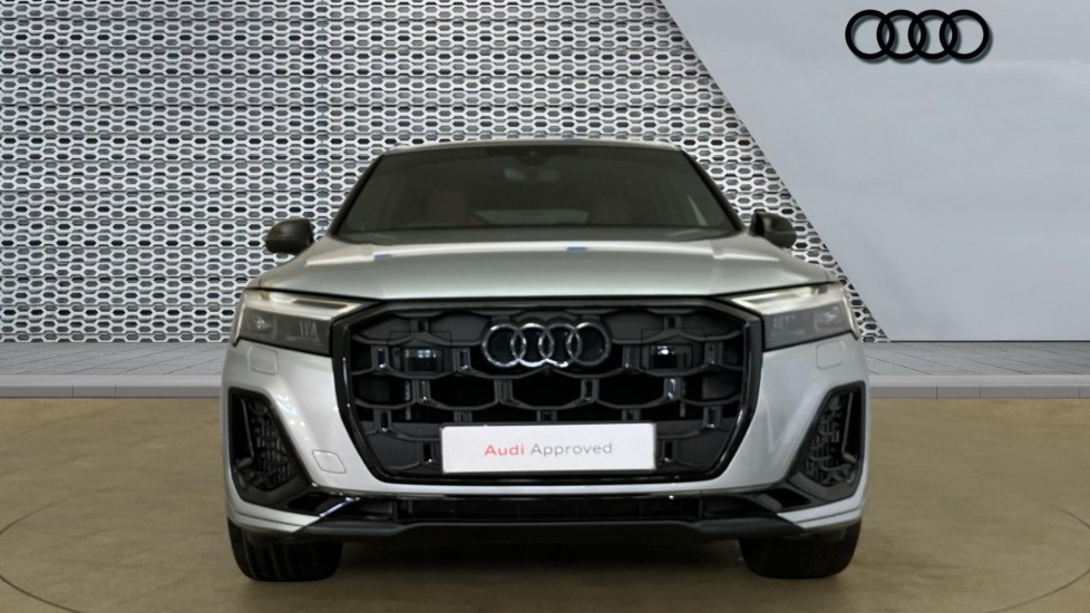 Audi Q7 SQ7 TFSI Quattro Black Ed 5dr Tiptronic Petrol Estate - Image 7