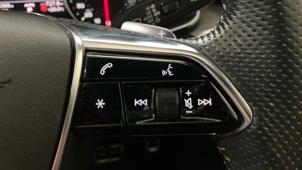 Audi A6 40 TDI S Line 5dr S Tronic Diesel Estate - Image 18