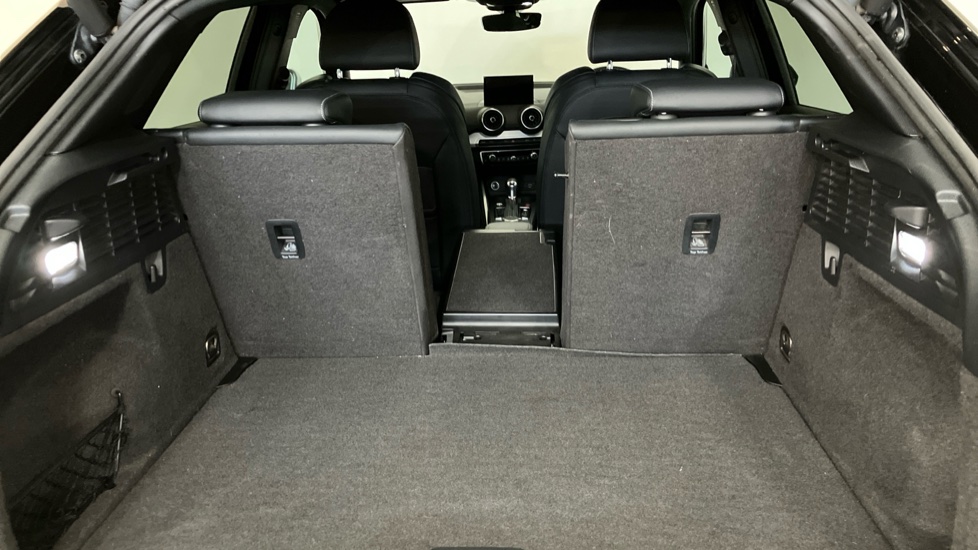 Audi Q2 SQ2 Quattro 5dr S Tronic Petrol Estate - Image 36
