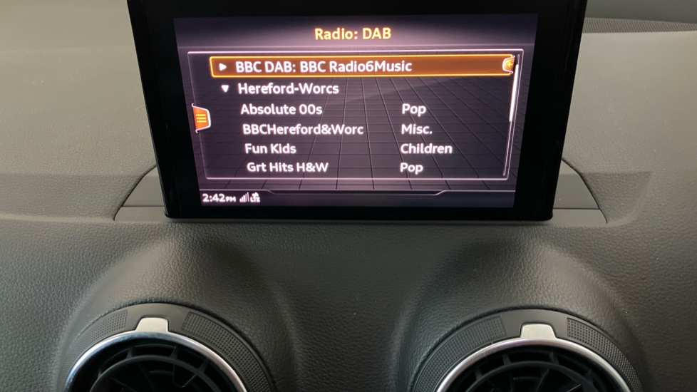 Audi Q2 SQ2 Quattro 5dr S Tronic Petrol Estate - Image 42