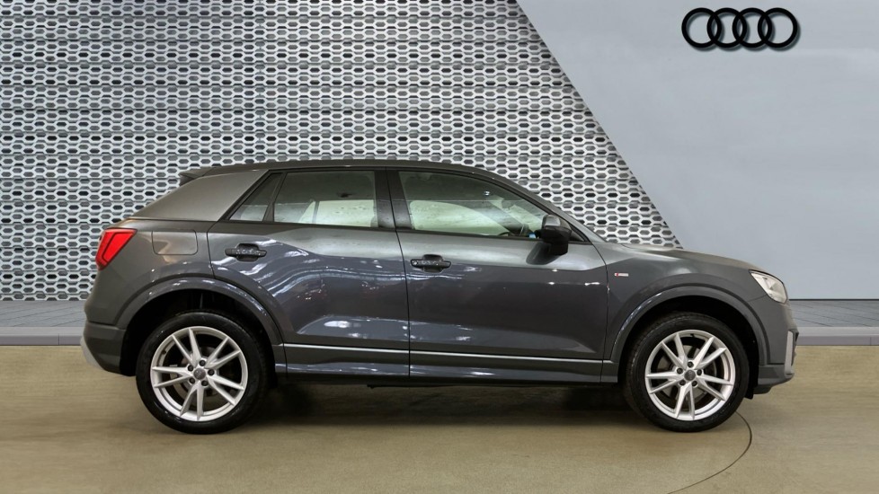Audi Q2 2.0 TDI Quattro S Line 5dr S Tronic Diesel Estate - Image 4