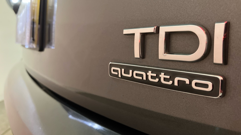 Audi Q2 2.0 TDI Quattro S Line 5dr S Tronic Diesel Estate - Image 26