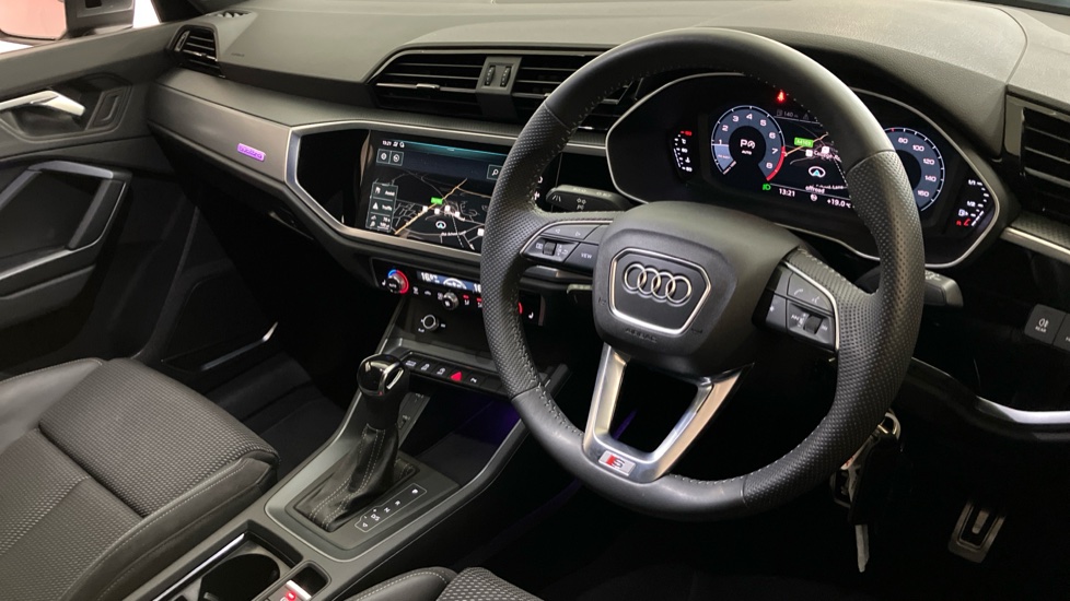Audi Q3 40 TFSI Quattro S Line 5dr S Tronic Petrol Estate - Image 6